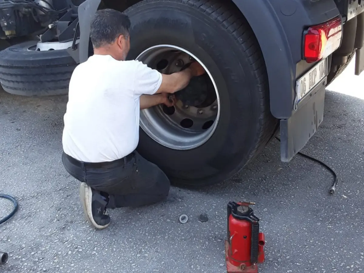 Kayapınar Oto Lastikçi